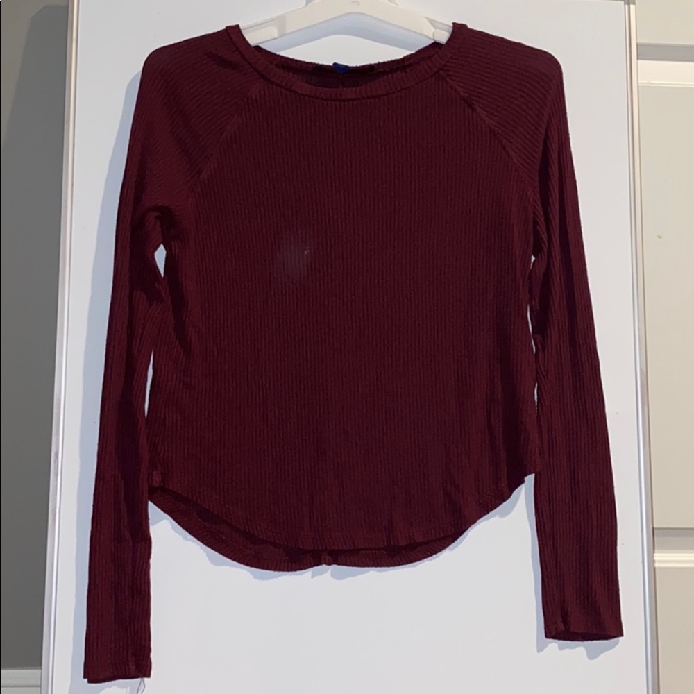 maroon long sleeve shirt!